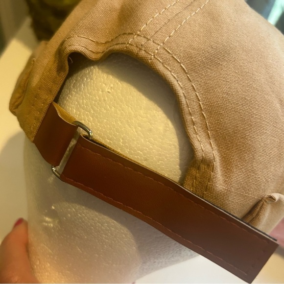 N & H tan cotton minimalist adjustable Free size beanie, cap, unisex, retro - Picture 4 of 6